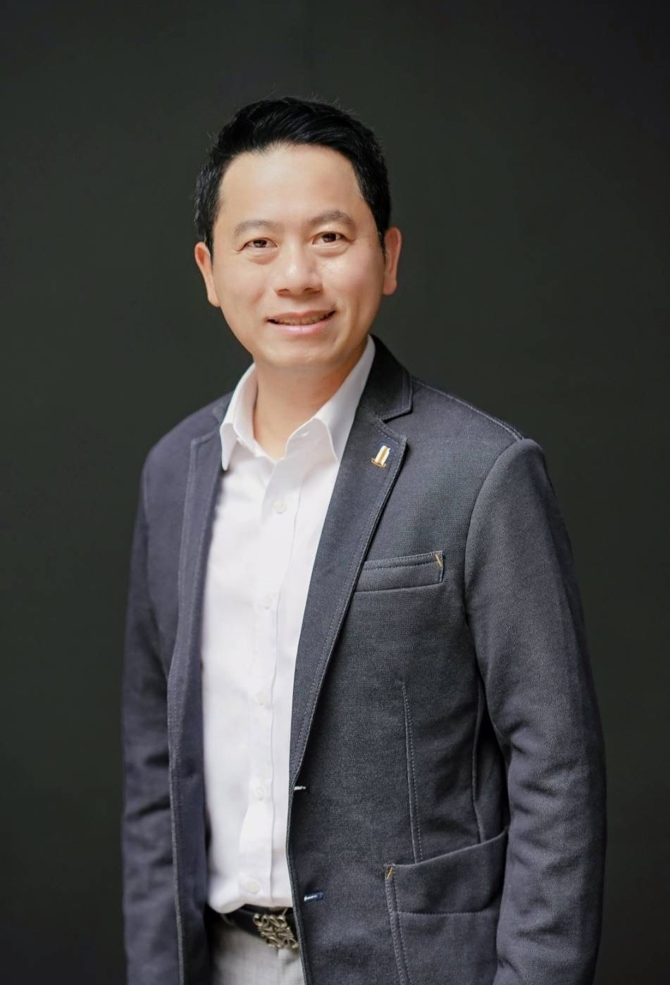 จิระพล รุจิวิพัฒน์