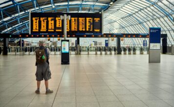 ภาพจาก pexels.com โดย JJ Jordan