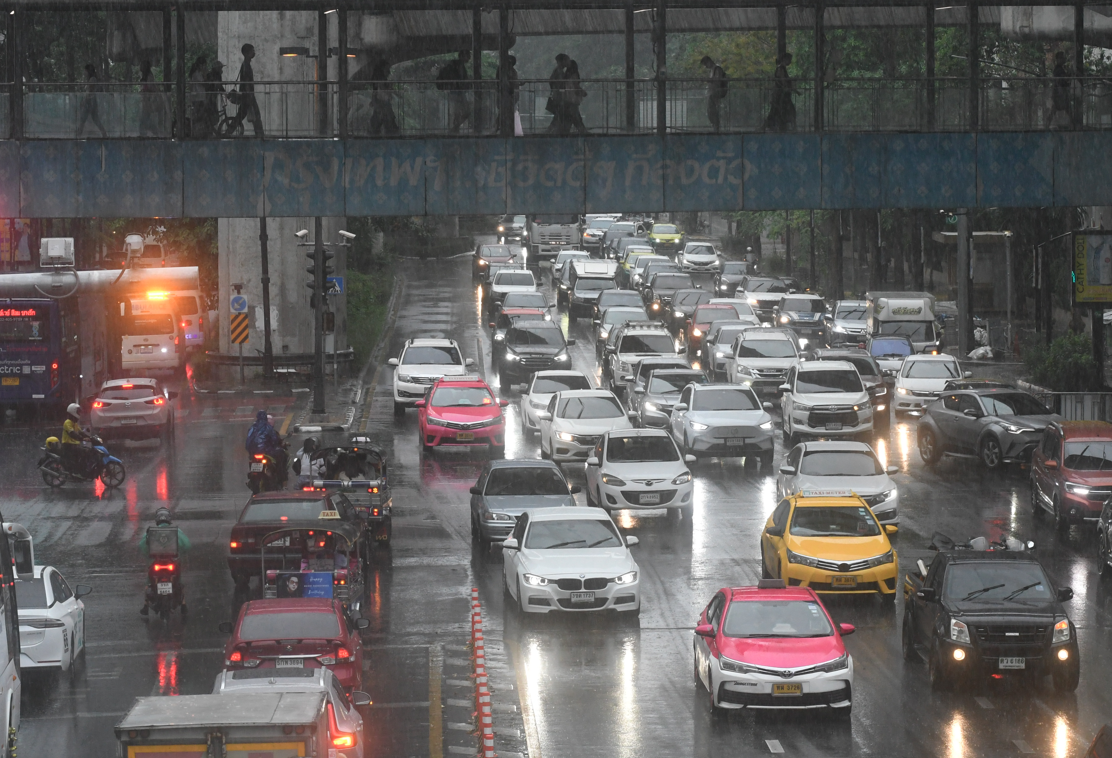 กรมอุตุฯ เตือนฉบับ 3 ฝนตกหนักมาก 26-28 ส.ค. “กทม.-ภาคใต้” โดนด้วย