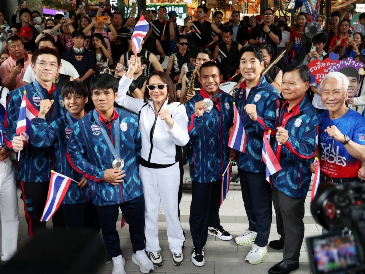 เดอะมอลล์ ผนึกพันธมิตร จัดแห่ฉลองชัยฮีโร่ โอลิมปิก พร้อมมอบเงินอัดฉีด