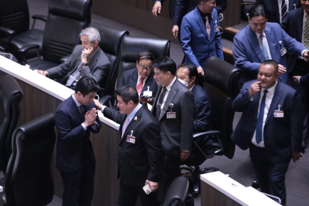 ร.อ.ธรรมนัส พรหมเผ่า