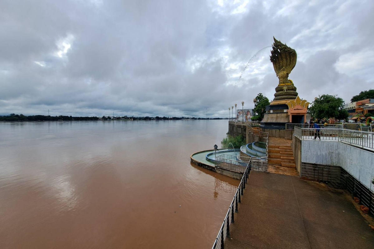 นครพนม น้ำโขงขึ้นสูง แจ้งชาวบ้านเขตเมืองฯ และ อ.ท่าอุเทน สำรองน้ำ