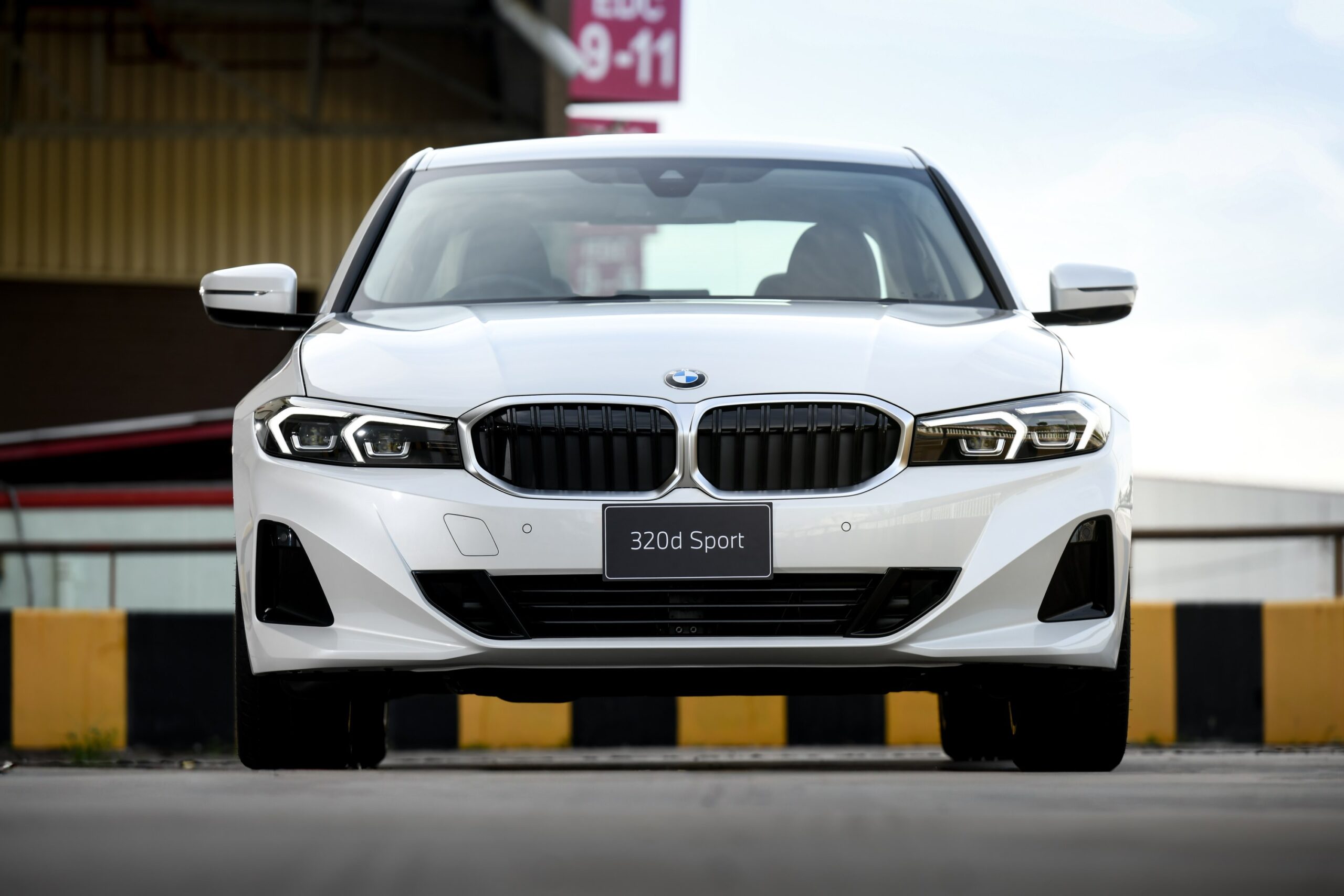 เปิดราคา BMW 320d Sport รุ่นซีเคดี ขายเริ่มต้น 2.399 ล้านบาท