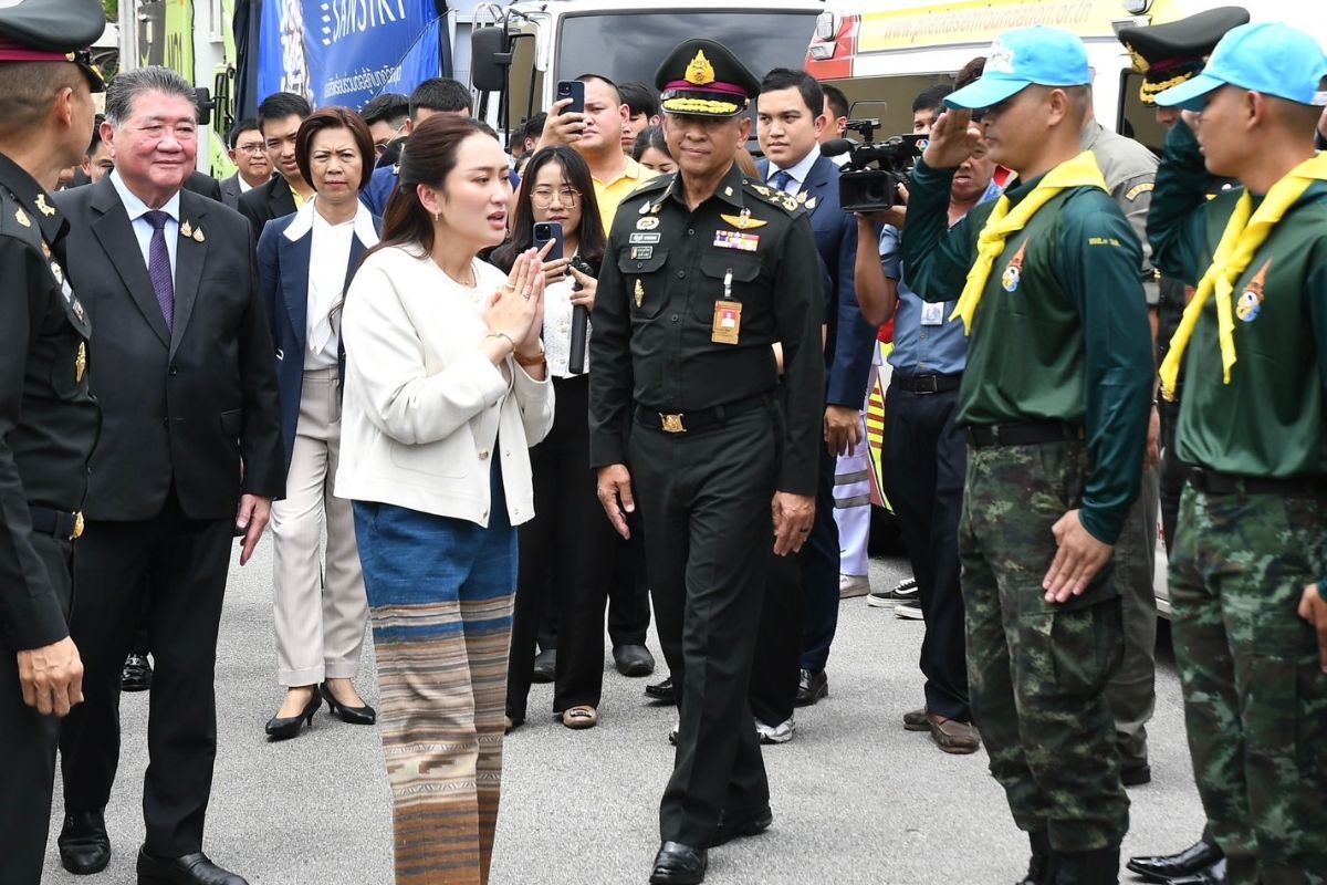 นายกฯ เปิดทำเนียบ​ขอบคุณ “จิตอาสาช่วยน้ำท่วม” ยันพร้อมซัพพอร์ต-เยียวยาประชาชน
