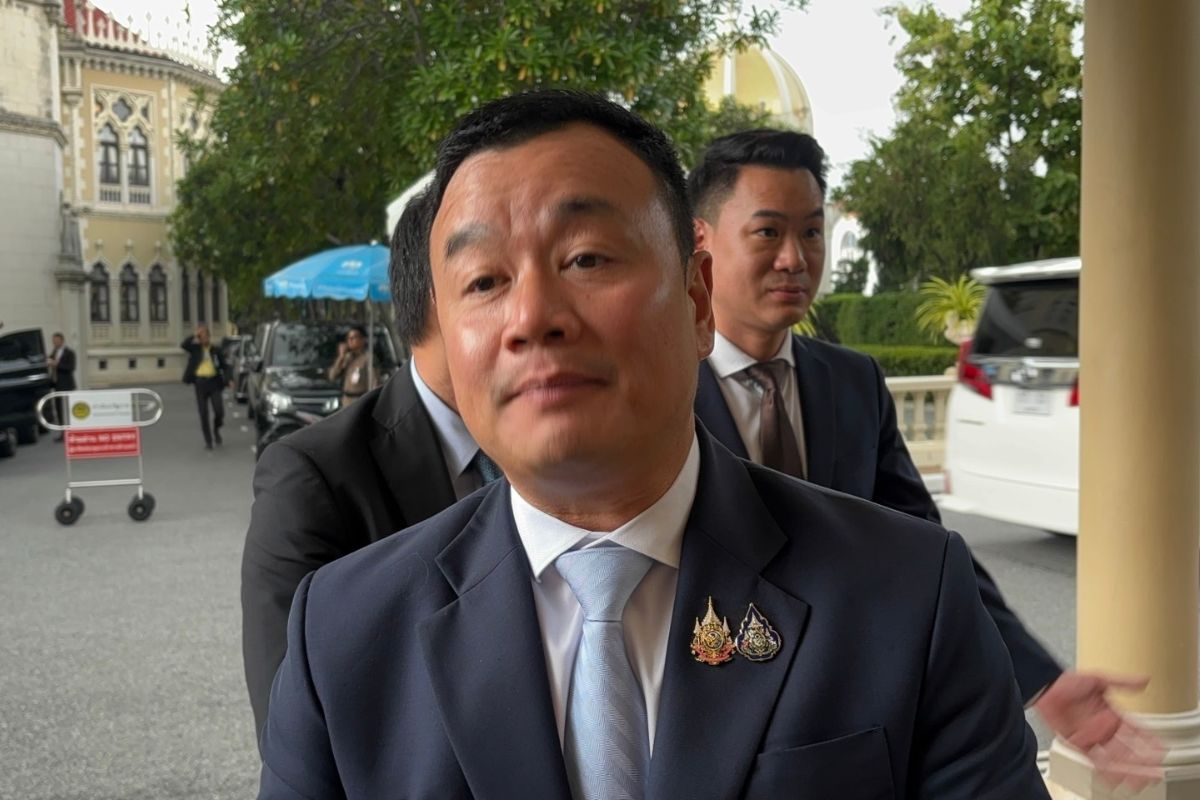 สรวงศ์ แจง “สันติ-วราเทพ” ไม่ได้ติดต่อย้ายกลับเพื่อไทยผ่านเลขาฯ