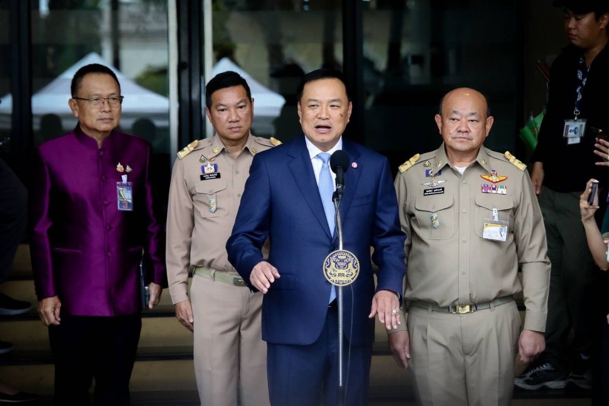 อนุทิน ลั่นยุค ‘ปลัดป๊อบ’ ไร้ผู้ว่าฯ เกียร์ว่าง ใครไม่ทำงานได้รับผลกรรม