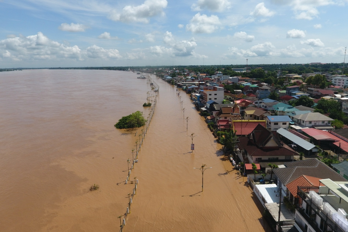 หนองคาย แม่น้ำโขงยังสูง 13.76 เมตร ถนนประจักษ์ศิลปาคม ปิดสัญจร