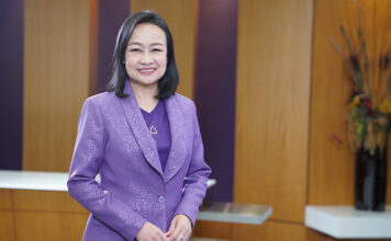 ปรมาศิริ มโนลม้าย