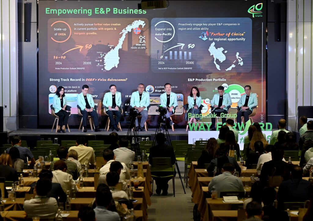 นายชัยวัฒน์ โควาวิสารัช