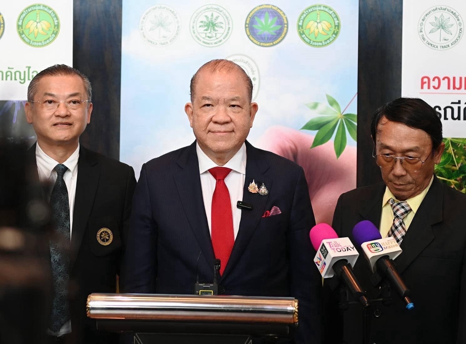 “พิชัย” หนุน 4 สมาคมมันสำปะหลัง ร่วมแก้วิกฤตโรคใบด่าง
