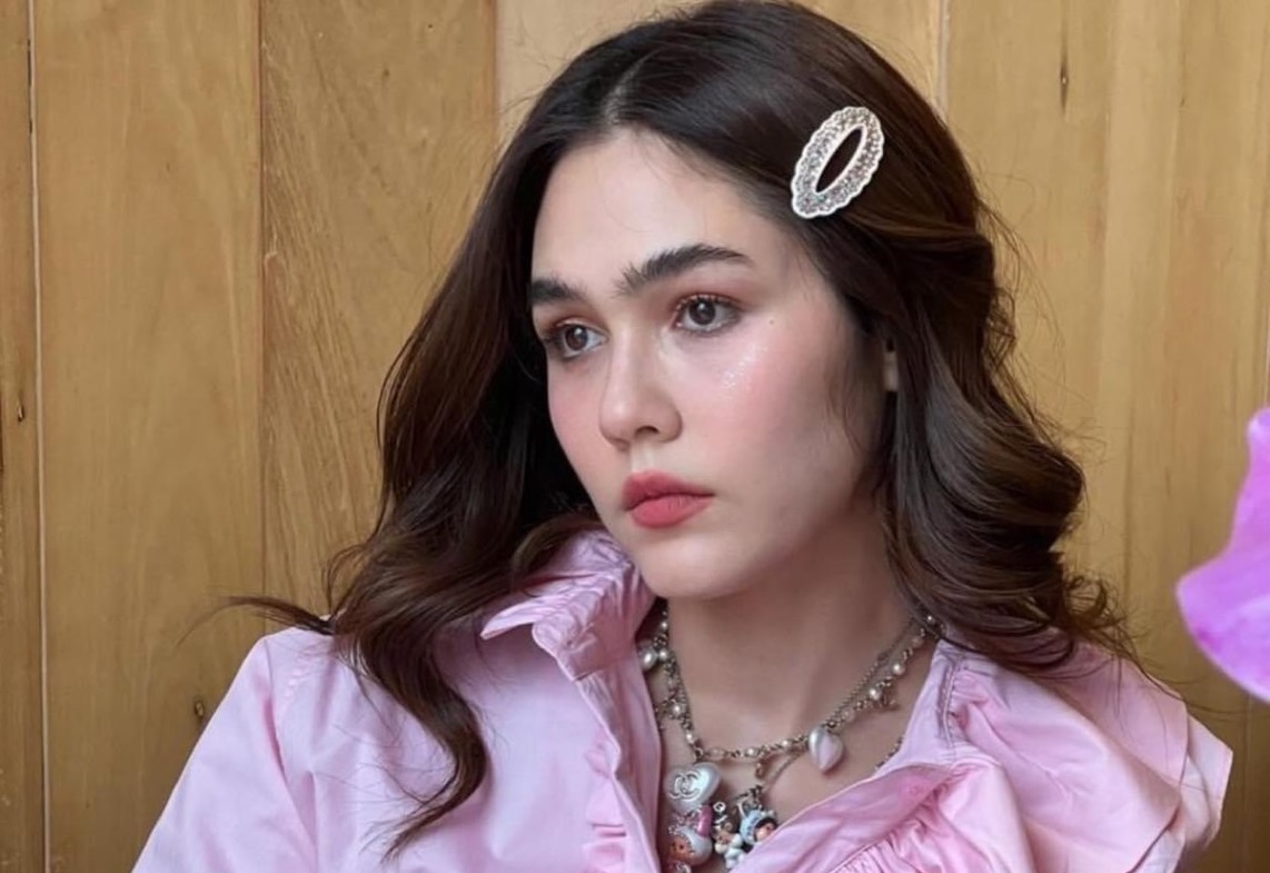 “ชมพู่ อารยา” บริจาค 1 ล้านบาท ช่วยน้ำท่วม