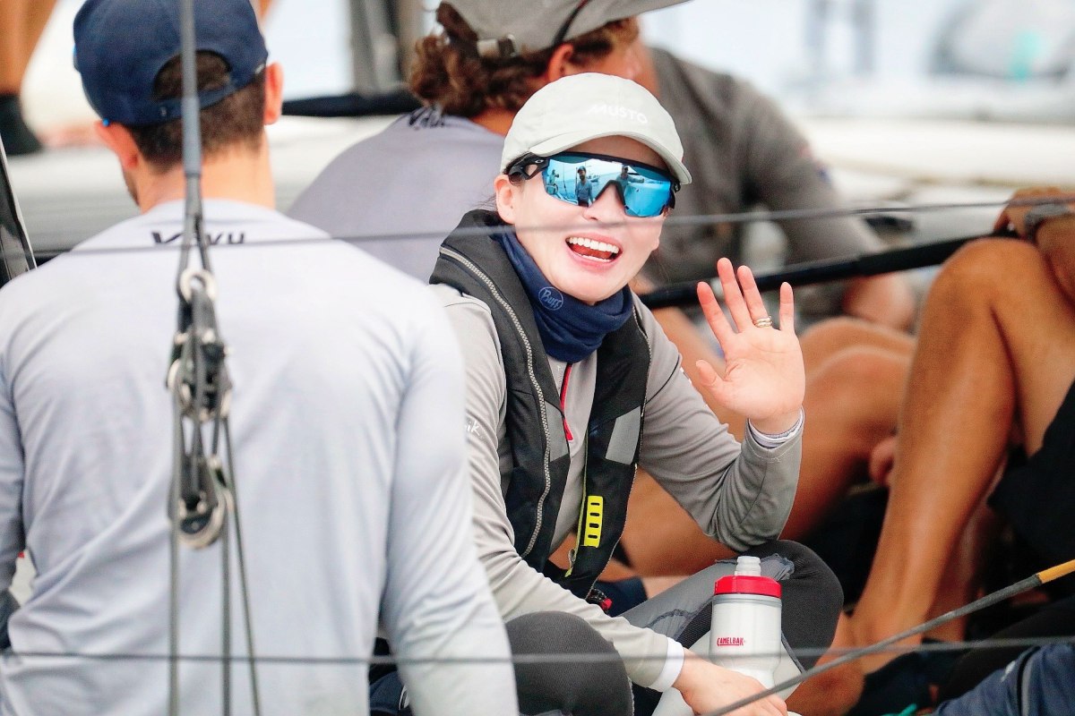 พระราชินี ทรงร่วมแข่งขันเรือใบ 52 Super Series Sailing Week วันสุดท้าย