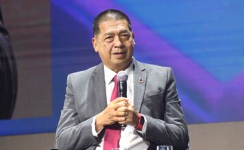 สุโรจน์ แสงสนิท