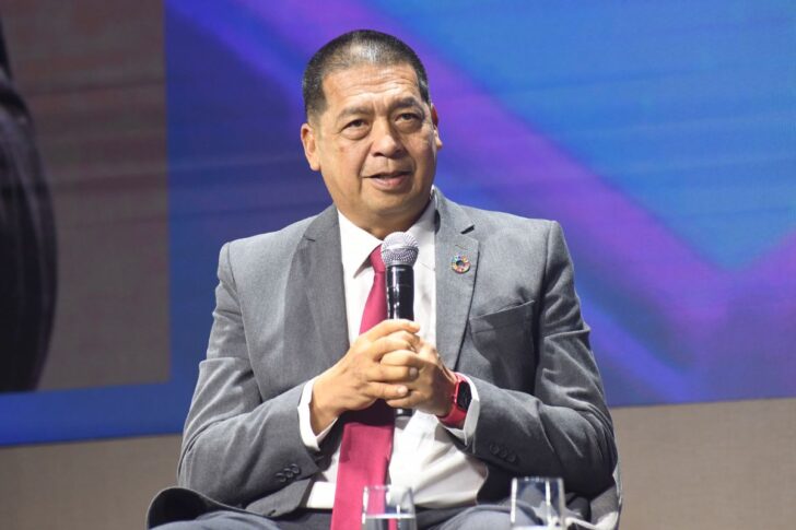 Surot สุโรจน์ แสงสนิท สุโรจน์ แสงสนิท