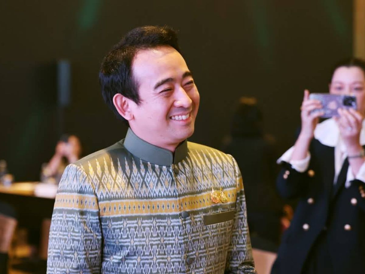 แห่กดรับเงิน 10,000 บาท ผ่านตู้ ATM พุ่ง “เผ่าภูมิ” ชี้กระตุ้นเศรษฐกิจทันที