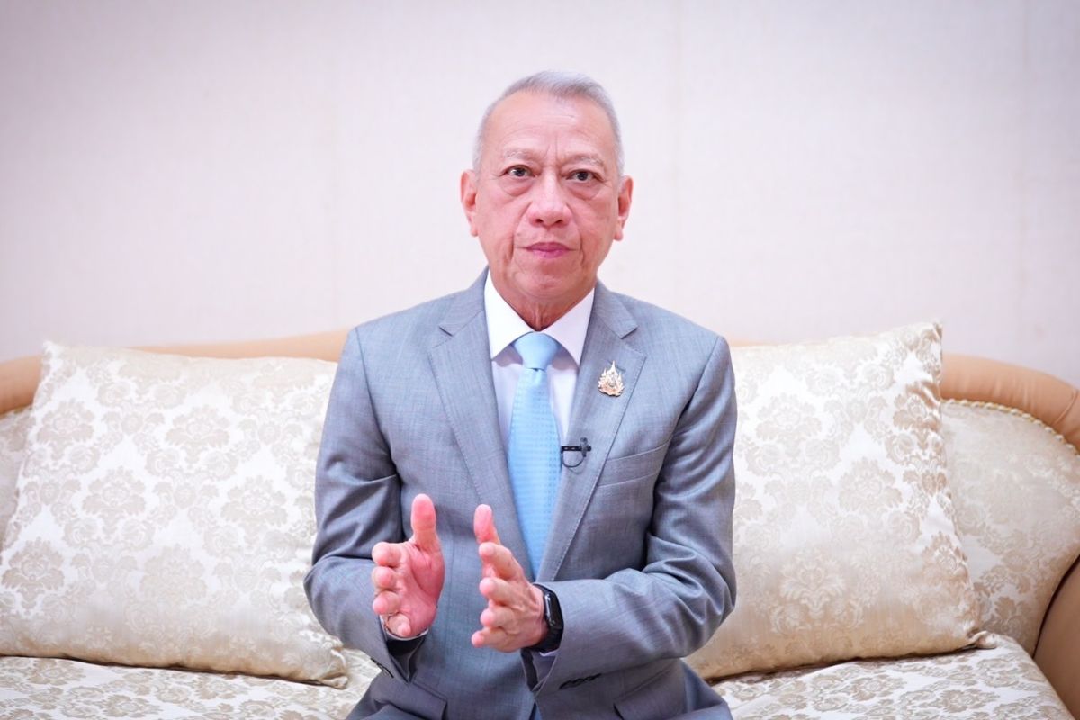 พิพัฒน์ แย้มผลศึกษา “ขึ้นค่าแรง 400” เล็งธุรกิจไซซ์แอล 200 คนขึ้น จ่อคุย สภาพัฒน์-คลัง ก่อนสรุป