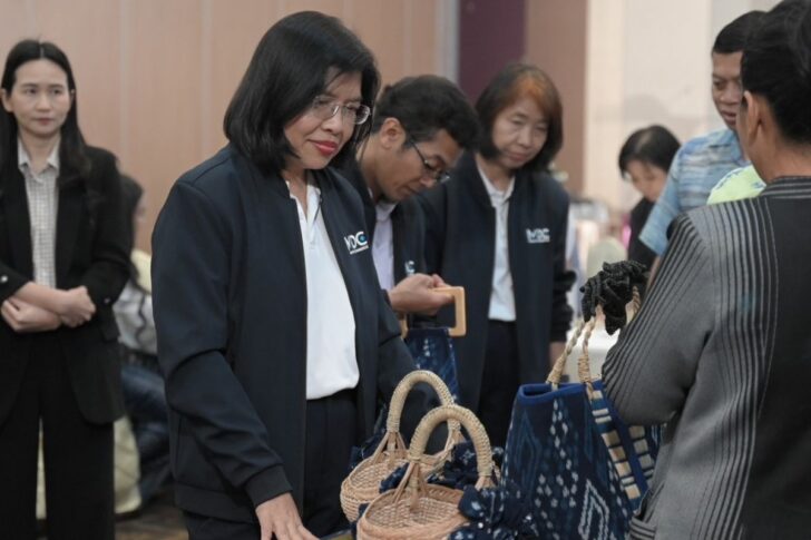 อรมน ทรัพย์ทวีธรรม อรมน ทรัพย์ทวีธรรม