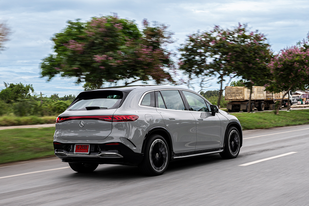 EQS 450 4MATIC SUV AMG Dynamic