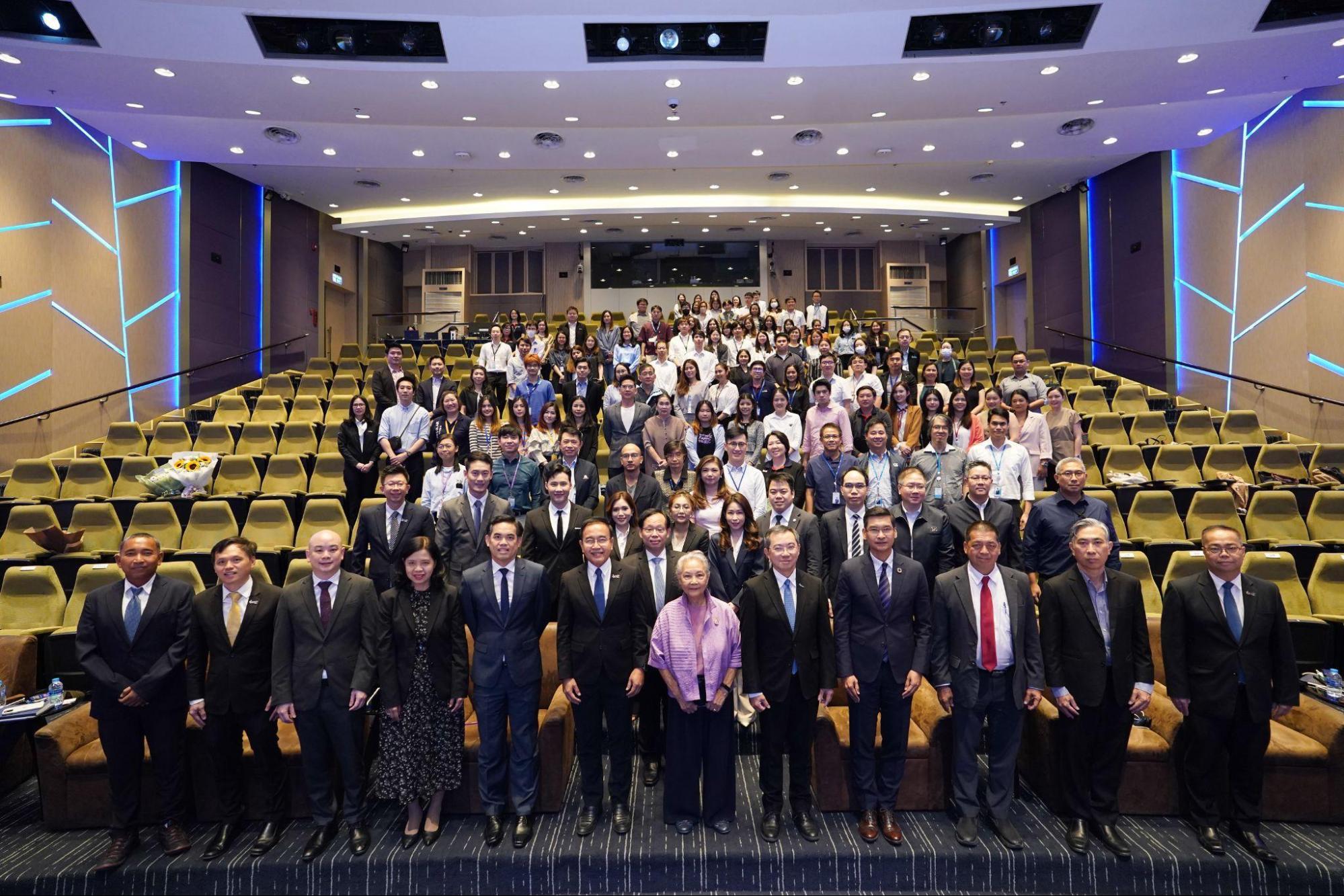 PRISM กลุ่ม ปตท. ฉายภาพเทรนด์อุตสาหกรรมปิโตรเคมี มุ่งยกระดับธุรกิจสู่ความยั่งยืนตลอดห่วงโซ่