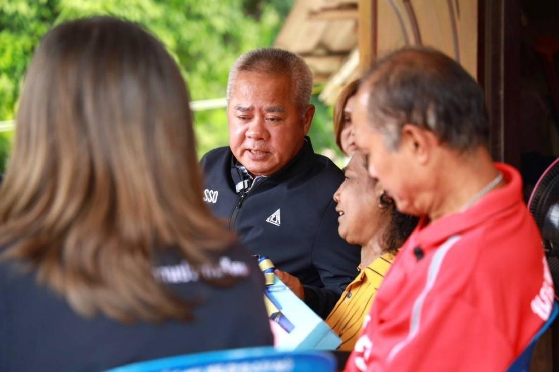 สปส.มอบสุข ตรวจเยี่ยมและติดตามคุณภาพชีวิตผู้ประกันตนทุพพลภาพ จ. เพชรบุรี