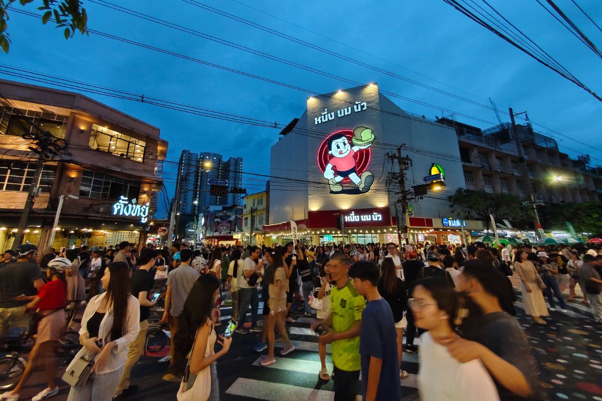 ‘บรรทัดทอง’ ทำถึง เตรียมขยายผลถนนคนเดินใน กทม. ทุกพื้นที่