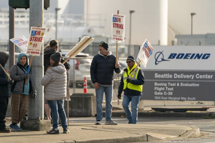 BOEING BOEING