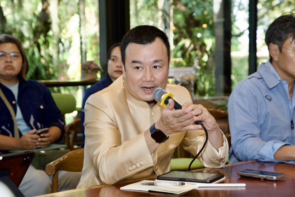 สรวงศ์ เทียนทอง