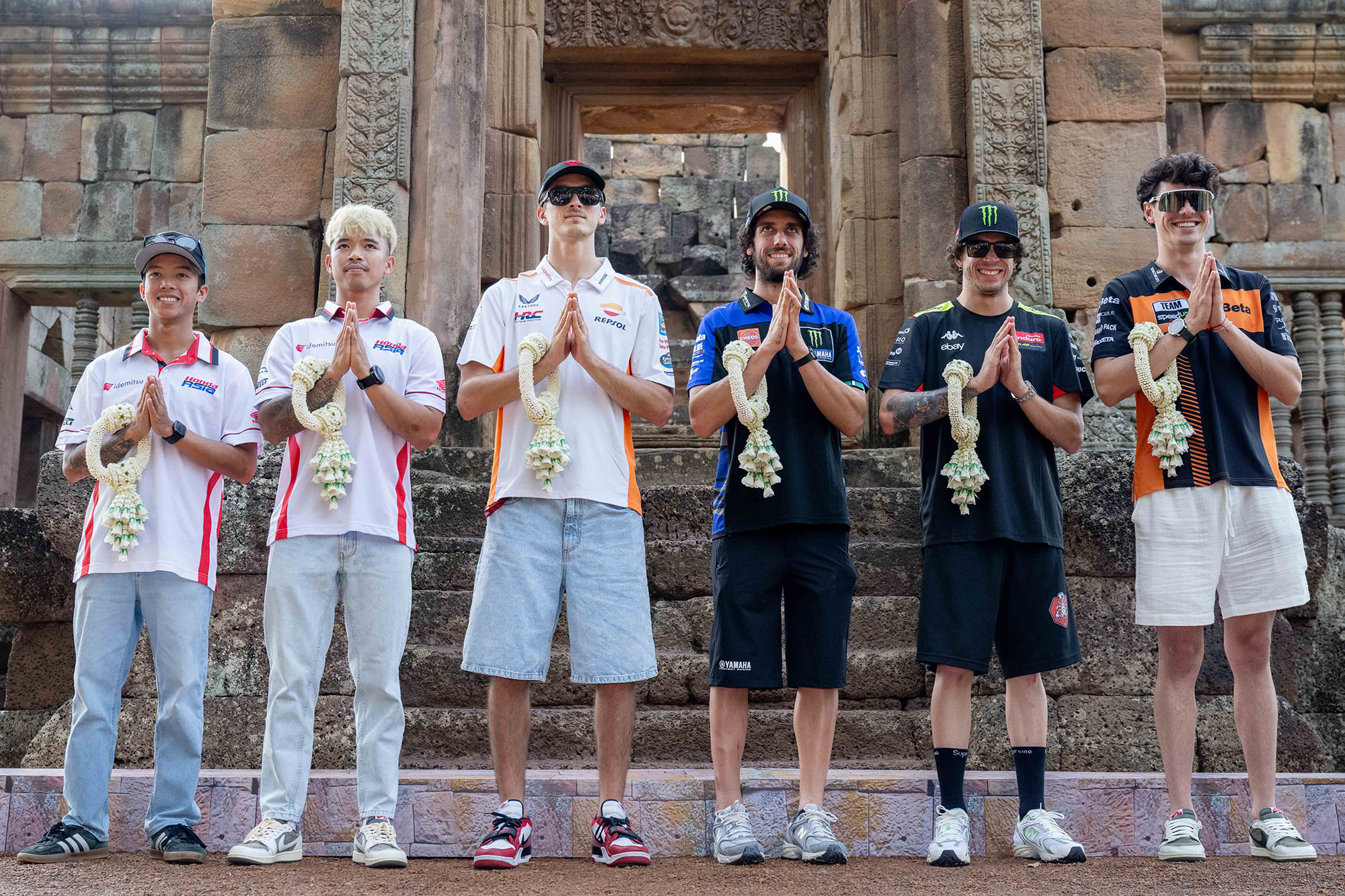 สนามช้าง ต้อนรับ 6 นักบิด “โมโต จีพี” สัมผัสมนต์ขลังแดนอีสาน