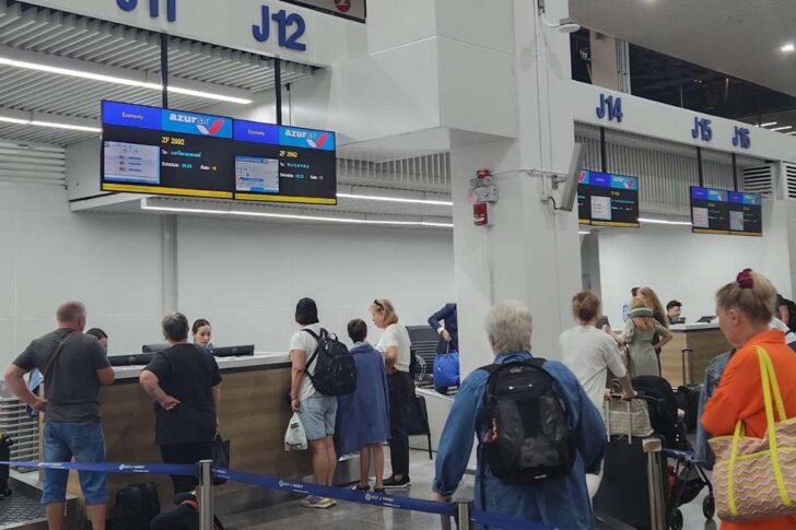 airport airport