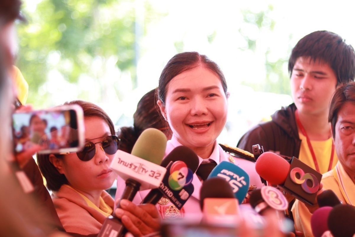 จิราจิราพร สินธุไพรพร สินธุไพร