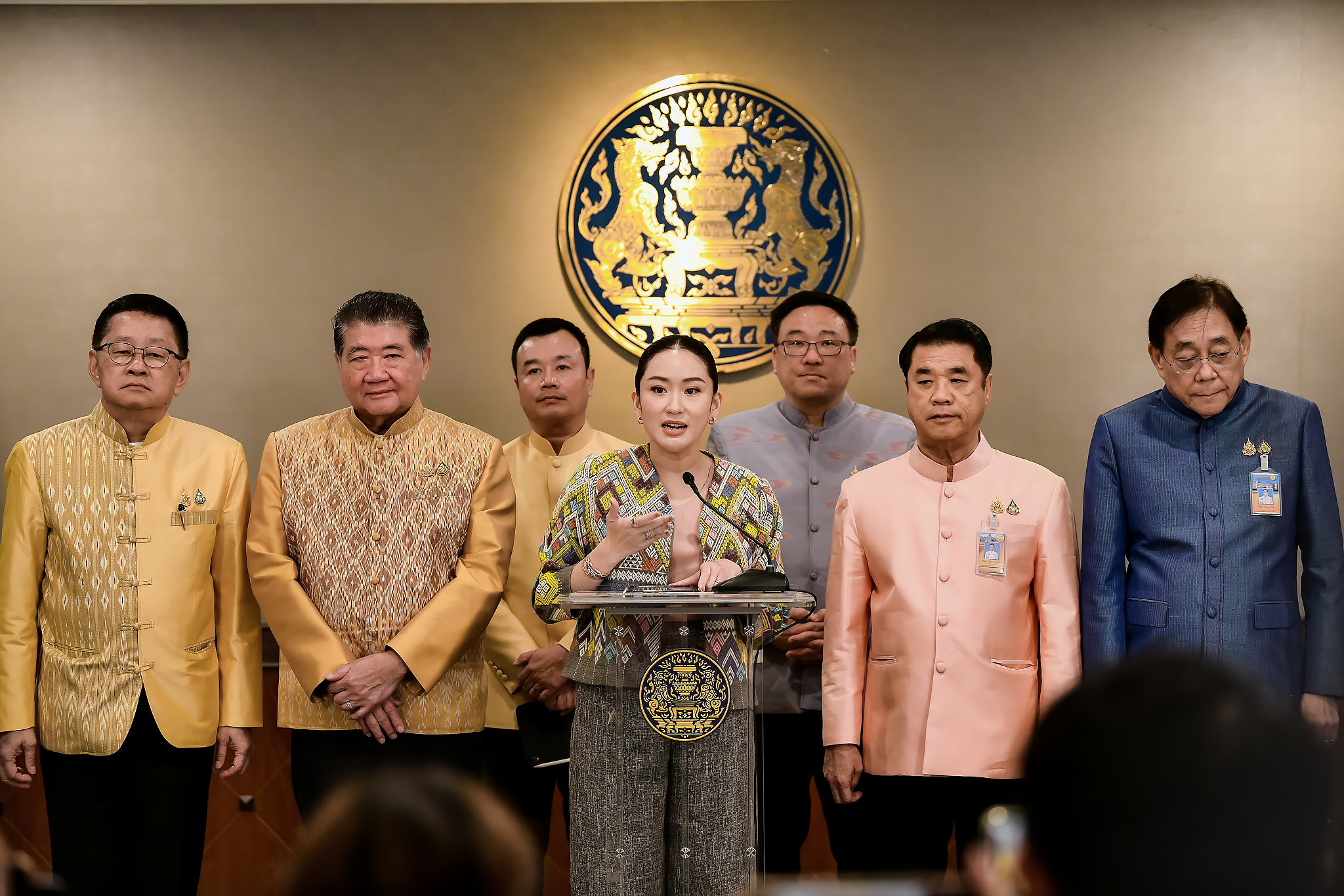 ครม. แต่งตั้ง 13 ข้าราชการการเมือง-ที่ปรึกษา-ทีมงานรัฐมนตรี