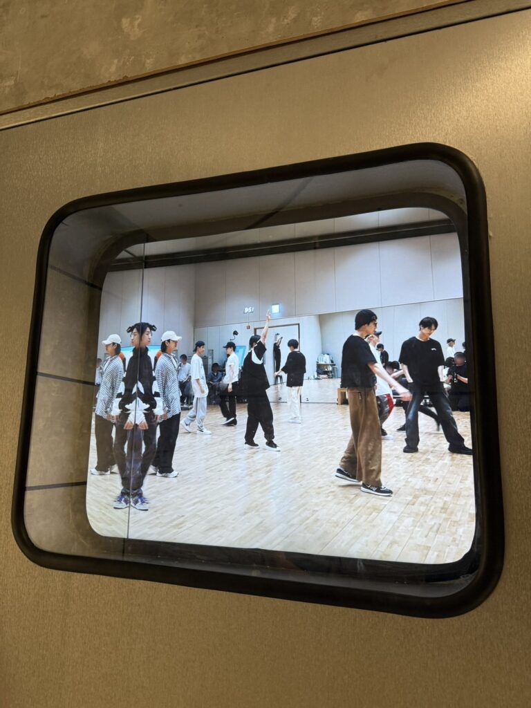 SEVENTEEN TOUR “FOLLOW”