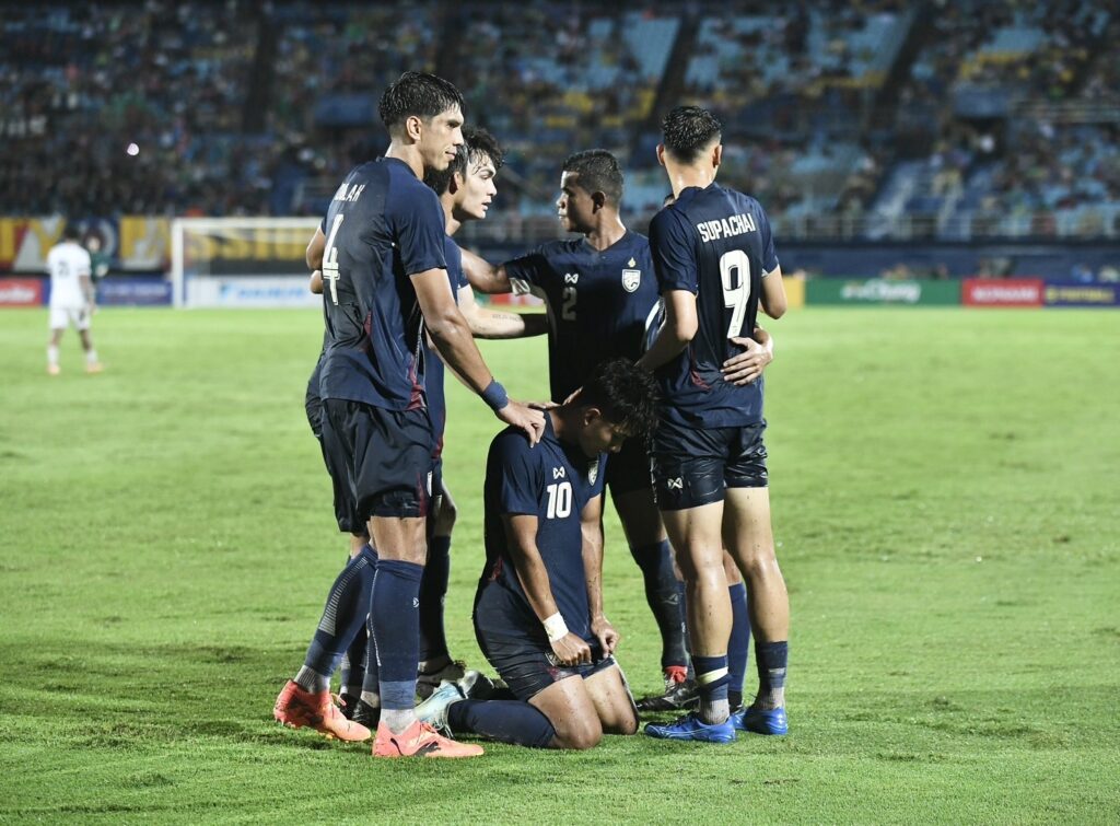 ทีมชาติไทย คิงส์คัพ