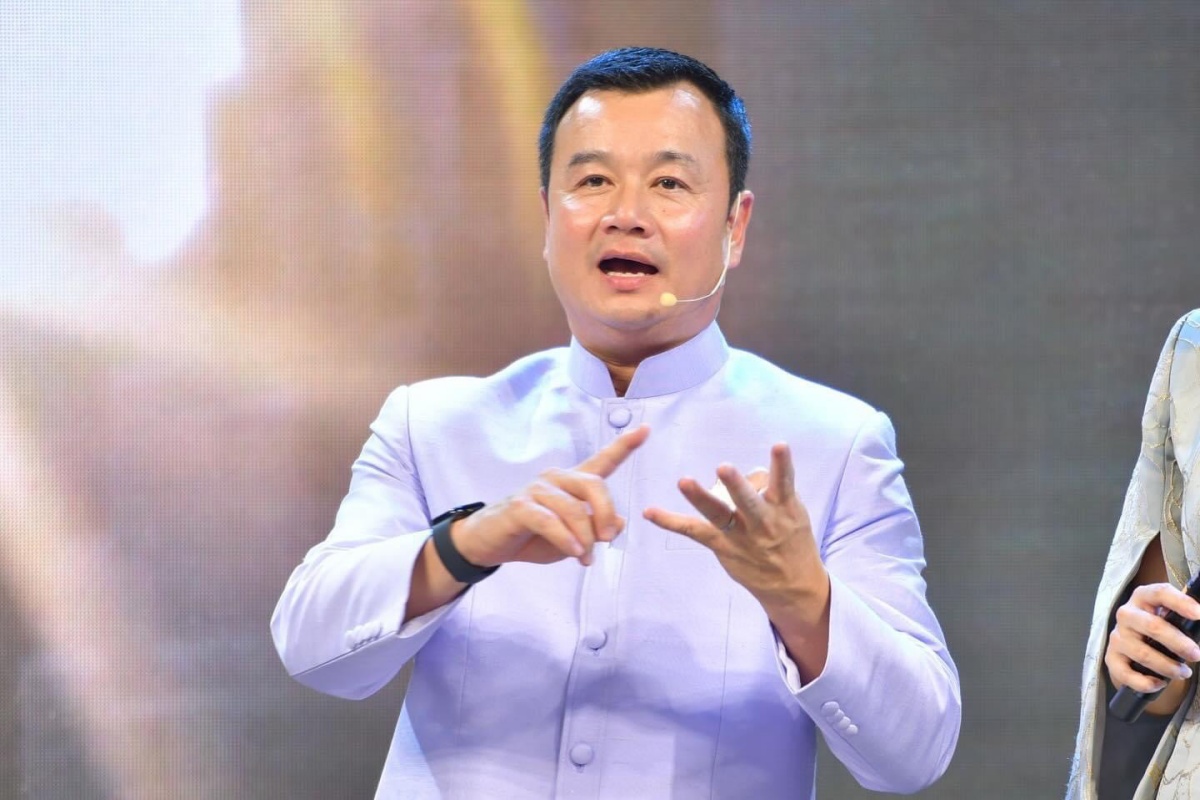 สรวงศ์ ลุยเจรจาเสนอตัวเป็นเจ้าภาพจัด ‘ฟอร์มูล่า วัน’ ที่ประเทศไทย