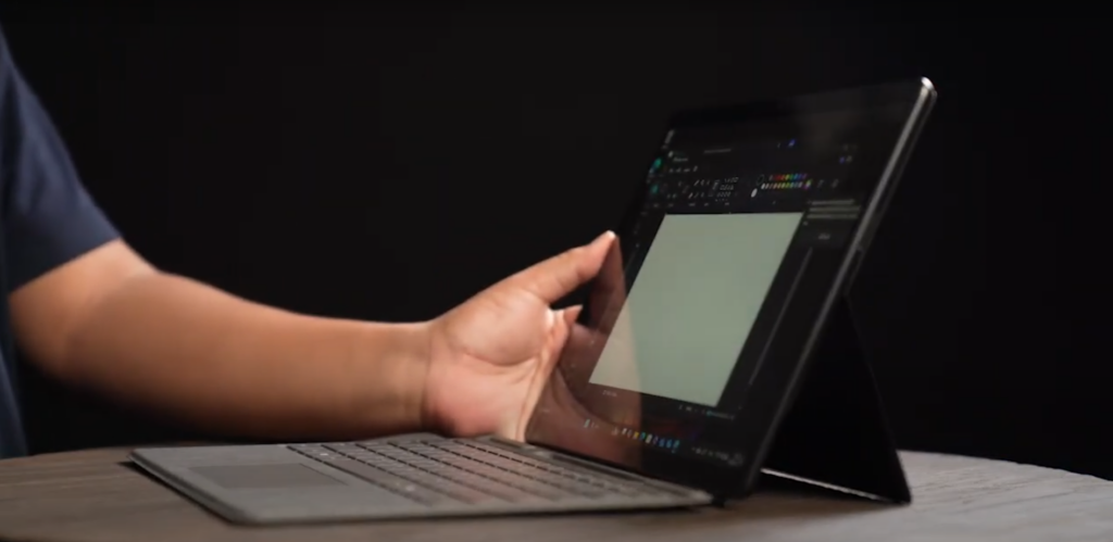 Microsoft Surface Pro รุ่นที่ 11 เป็น1 ใน Copilot + PC ที่ใช้ Cocreator ได้ภาพจาก (ประชาชาติธุรกิจ)