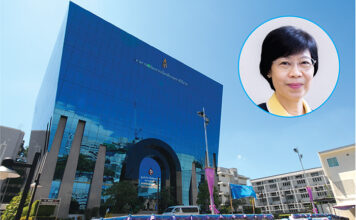 รองศาสตราจารย์ แพทย์หญิงดุจใจ ชัยวานิชศิริ