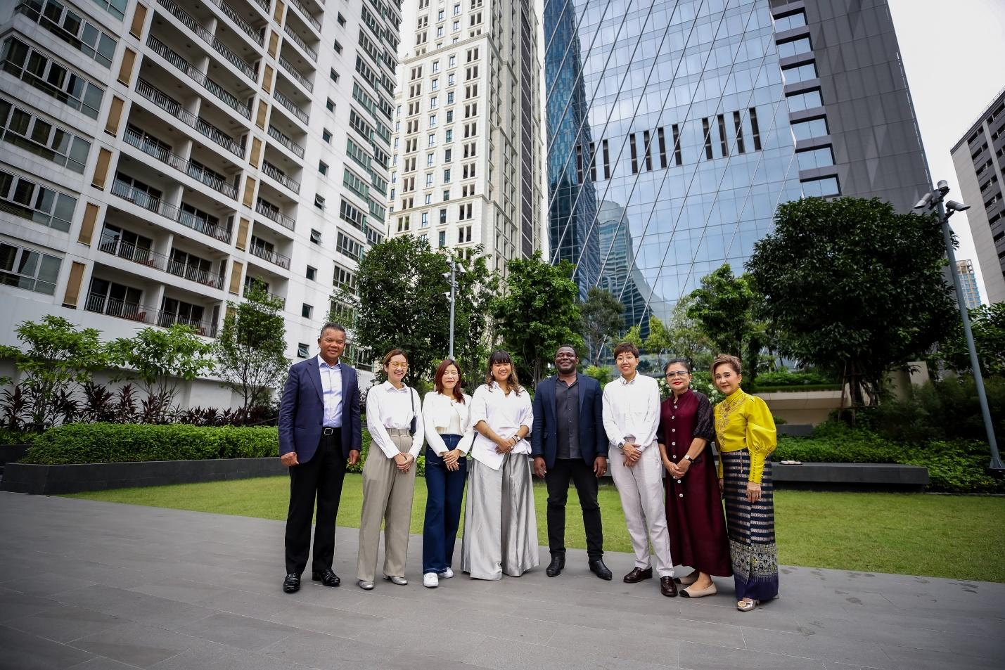 “พิชชาพร อรุณรัตน์” เปิด Universal Admedia ในไทย