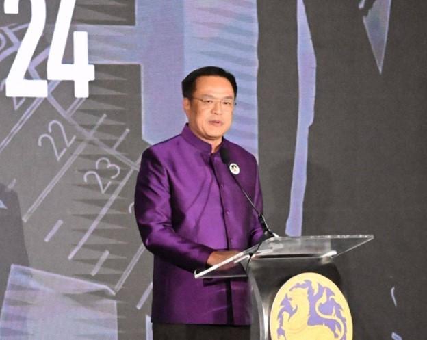 อนุทิน ชาญวีรกูล