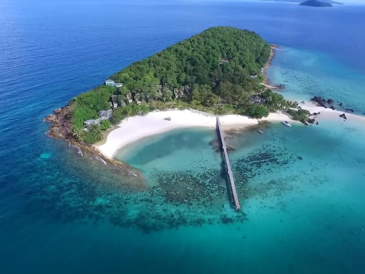ประกาศขายเกาะขาม เนื้อที่ประมาณ 10 ไร่ ราคา 1,800 ล้านบาท
