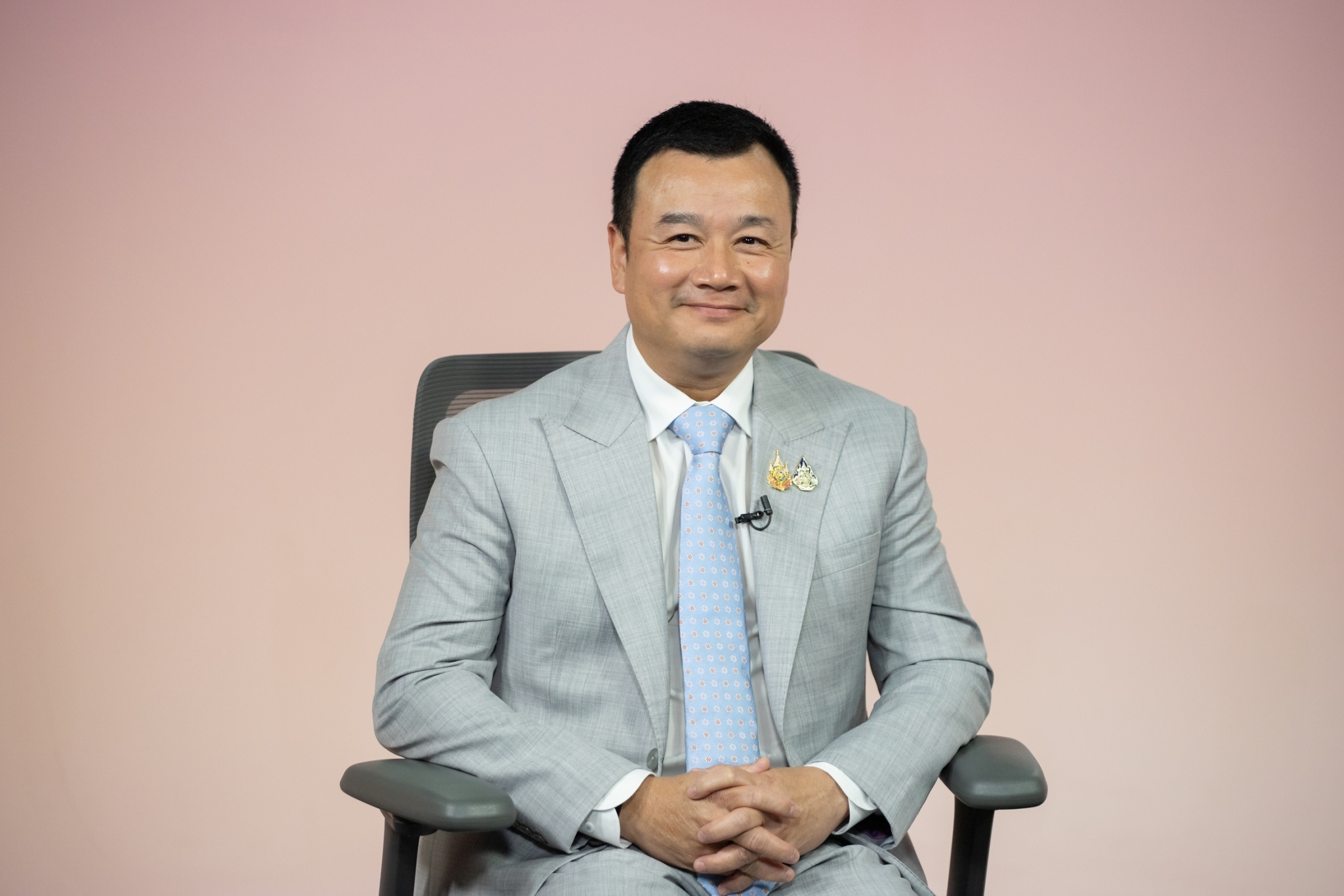 ‘เทียนทอง-เพื่อไทย’ ฝ่าพิษการเมือง ‘ดูดบ้านใหญ่’ ชนะเลือกตั้งแลนด์สไลด์  