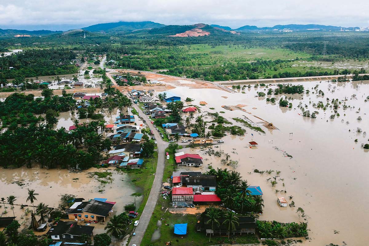 สิ่งปลูกสร้างขวางทางน้ำ ภัยพิบัติที่ต้องเร่งแก้ไข