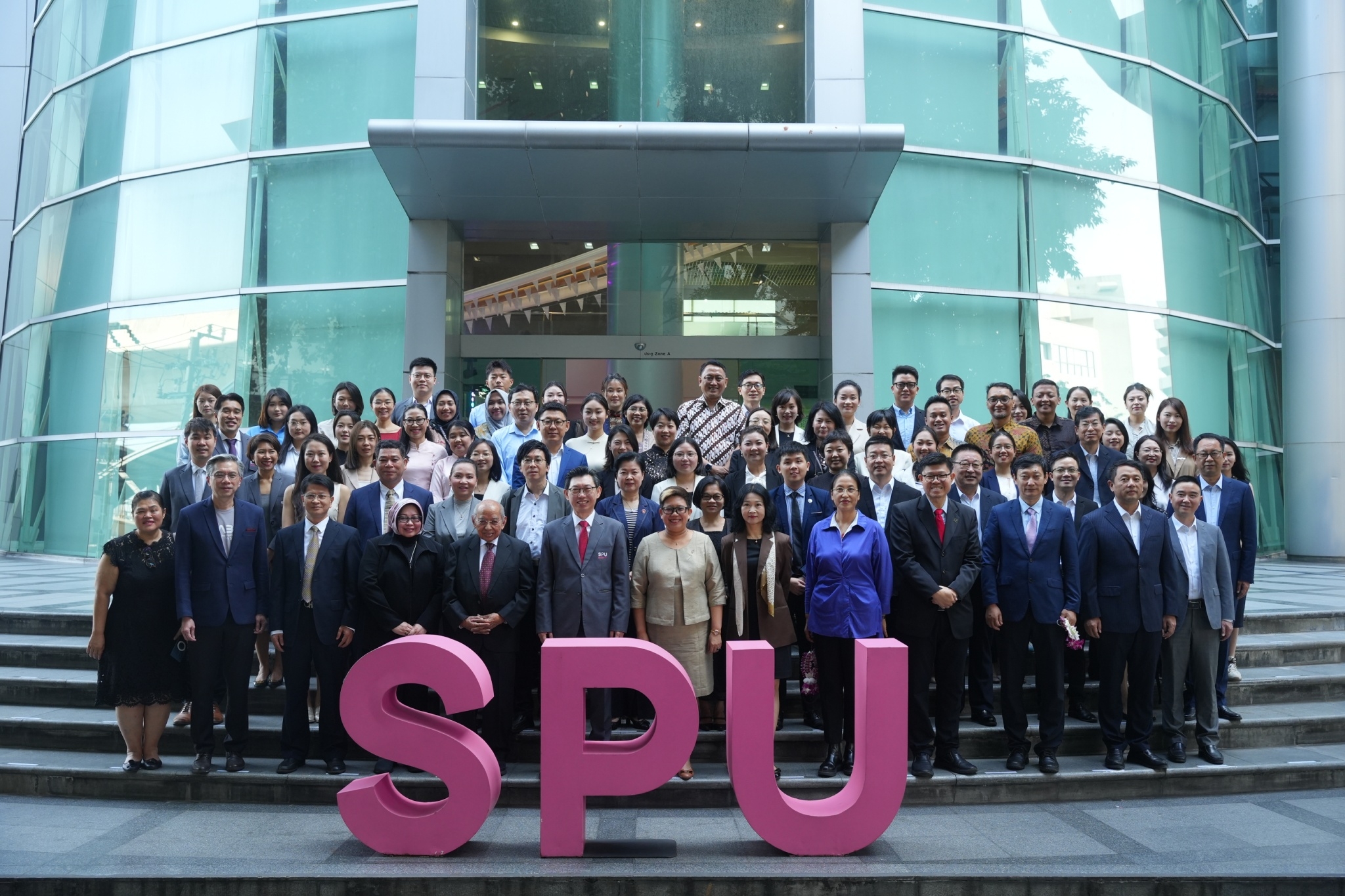 ม.ศรีปทุม เปิดเวทีประชุมอาเซียน-จีน สู่การศึกษาและธุรกิจยั่งยืน