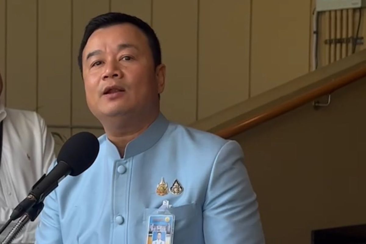 สรวงศ์ พร้อมสู้คดีทักษิณครอบงำ ไม่มี กก.บห.เพื่อไทยเข้าบ้านจันทร์ส่องหล้า