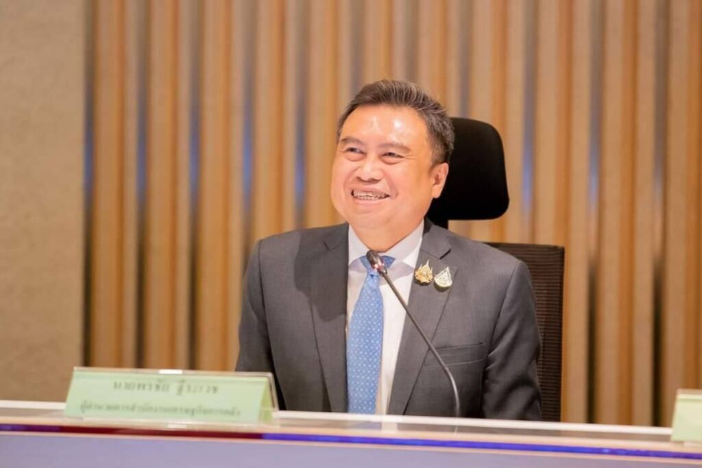 พรชัย ฐีระเวช