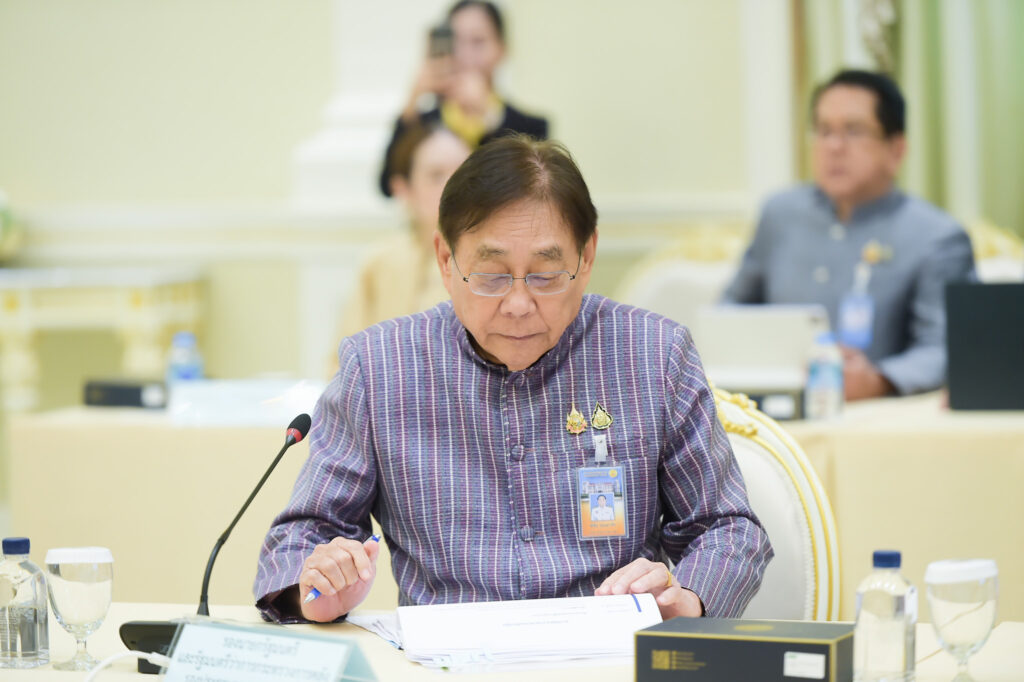 พิชัย ชุณหวชิร
