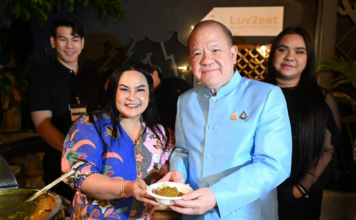 "พิชัย" รมว.พาณิชย์ จับมืออินฟลูในสหรัฐ ลุยโปรโมตร้าน Thai SELECT