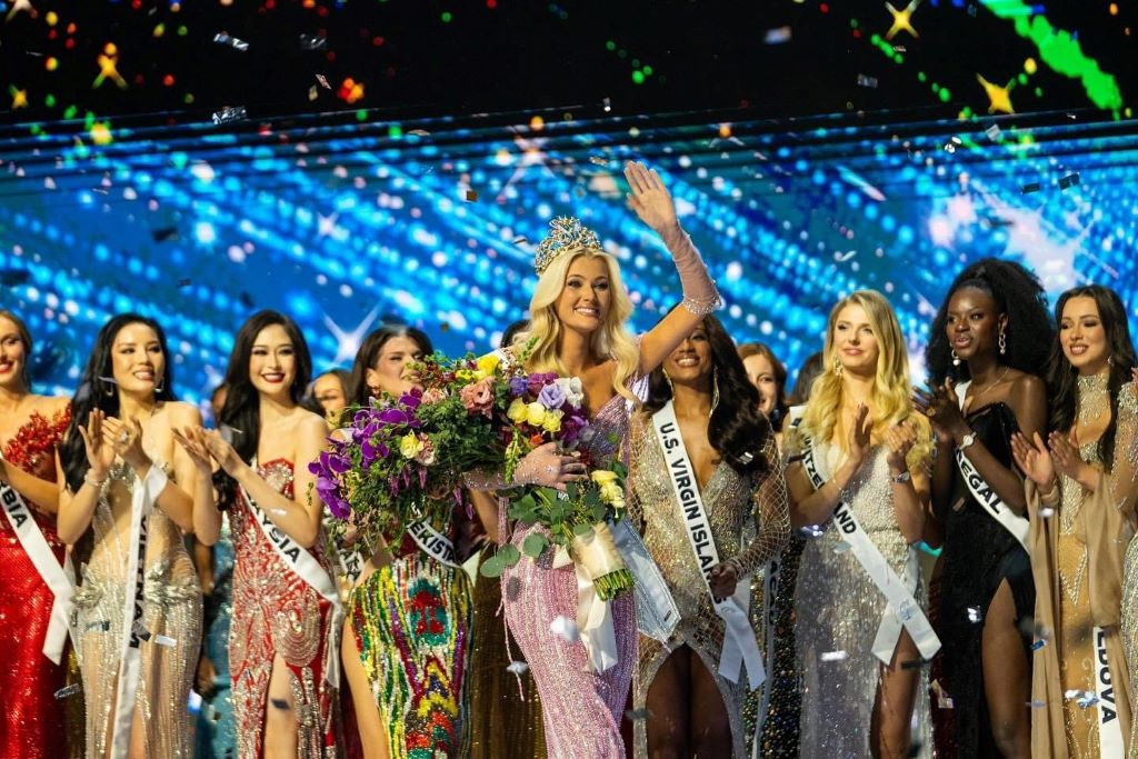 เปิดประวัติ ‘วิกตอเรีย เคียร์ เธลวิก’ สาวงามเดนมาร์ก Miss Universe 2024