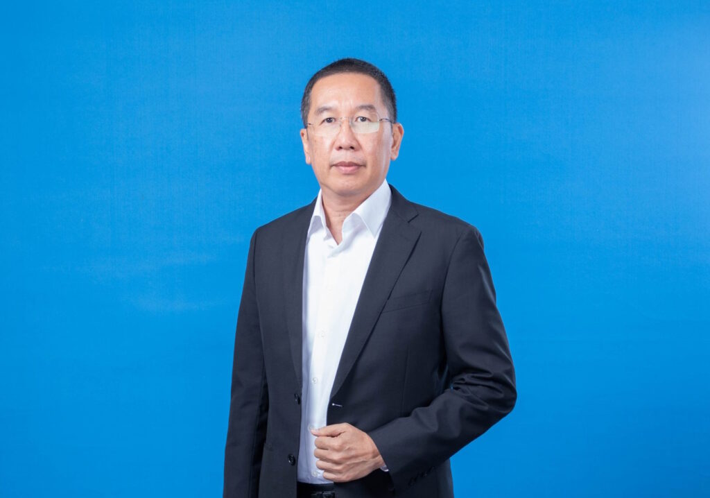 พีรพันธ์ คอทอง