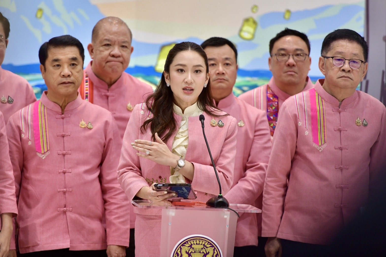 นายกฯ ห่วงเหตุเครนถล่ม ‘สุริยะ’ จ่อใช้ยาแรงเอกชน งดรับงาน 2-4 ปี