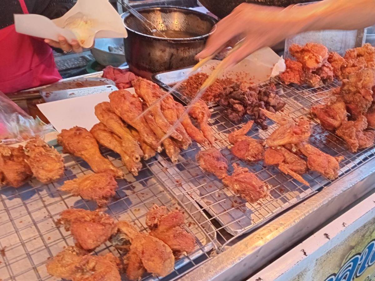 เทศบาลตำบลแม่ขรี ชู “ไก่ทอดหาดใหญ่” เป็น “Soft Power”